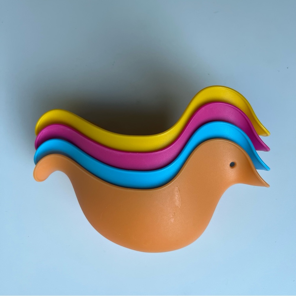 2/$10 SKIP HOP Stacking bath toys set of 4 ducks